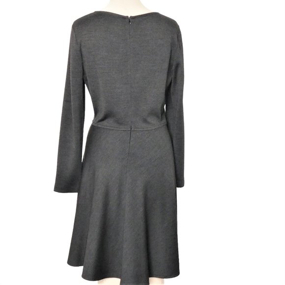 St. John Grey Knit Fit and Flare Long Sleeve Scoop Neck Dress Size 12 - Picture 2 of 8